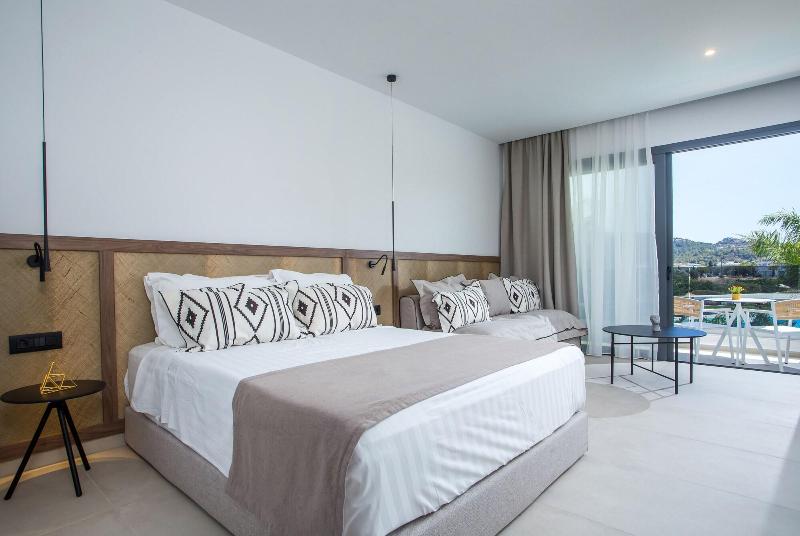 Vanik Suites image