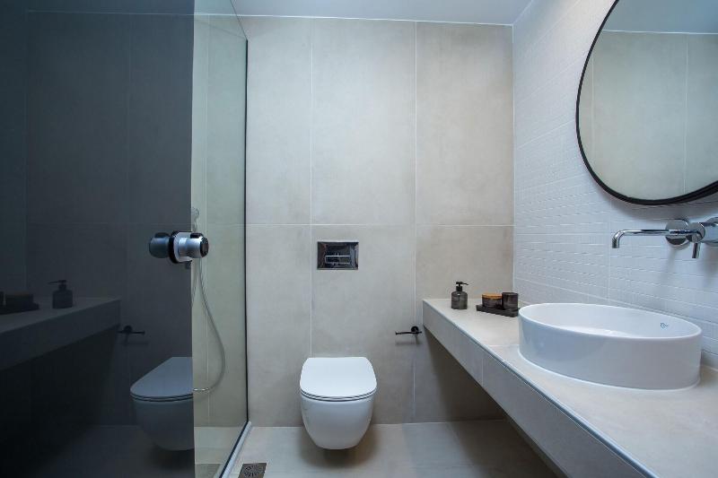 Vanik Suites image