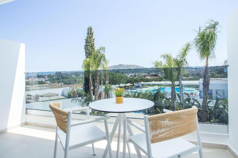 Vanik Suites image