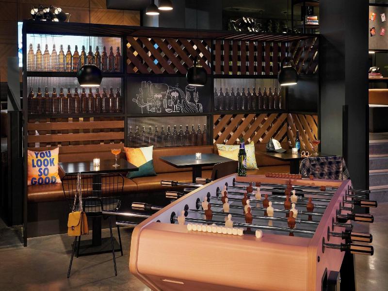 Moxy Edinburgh Fountainbridge image