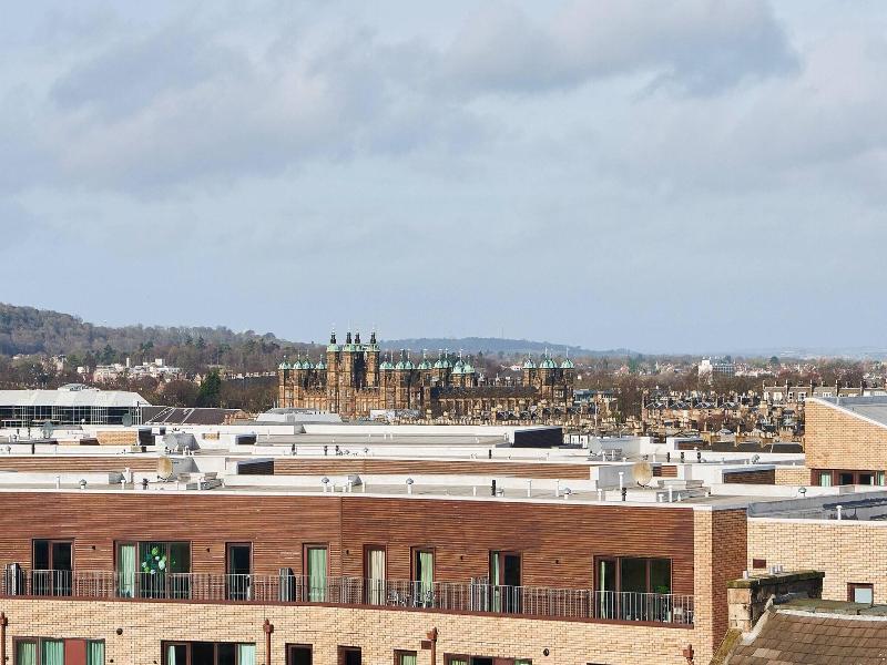 Moxy Edinburgh Fountainbridge image