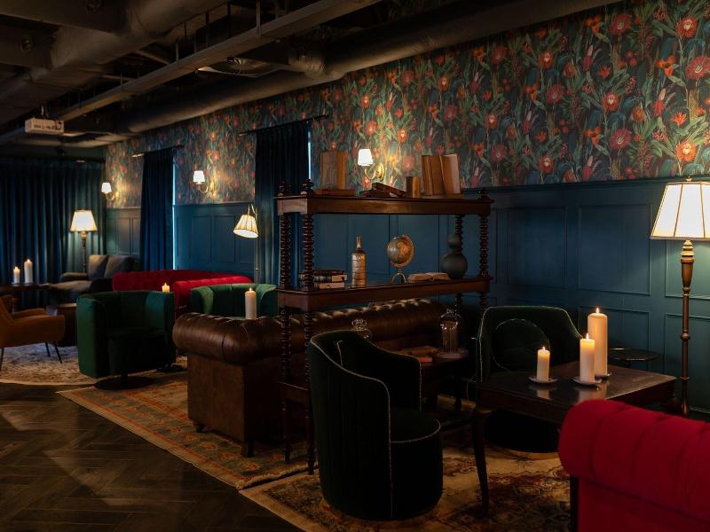 Moxy Edinburgh Fountainbridge image