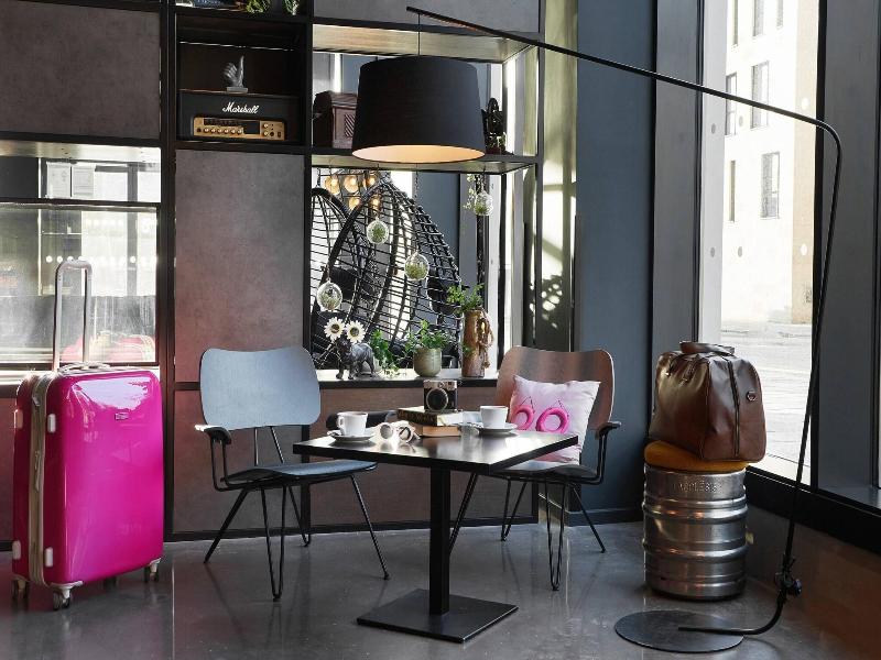 Moxy Edinburgh Fountainbridge image