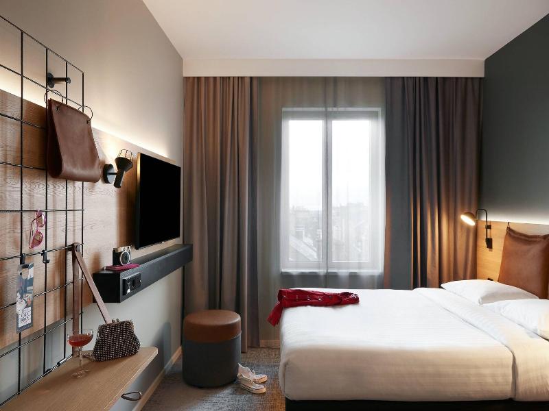 Moxy Edinburgh Fountainbridge image