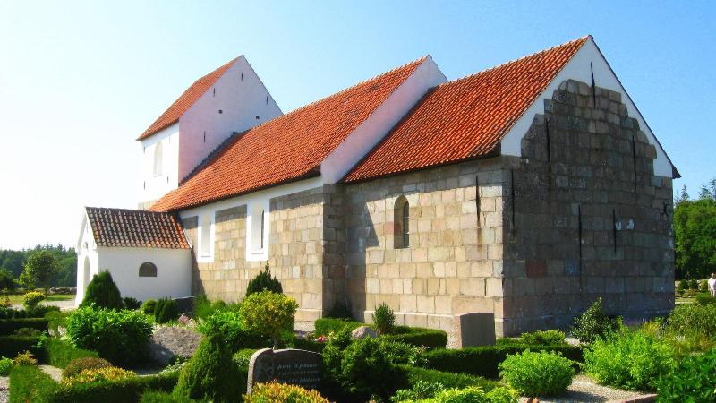 Ra Nnes Hotel image