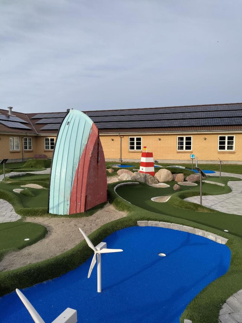 Ra Nnes Hotel image