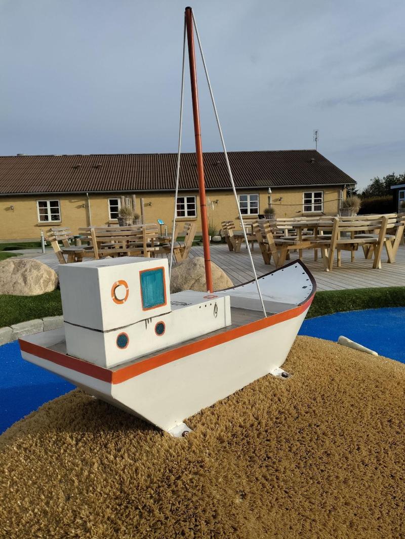 Ra Nnes Hotel image