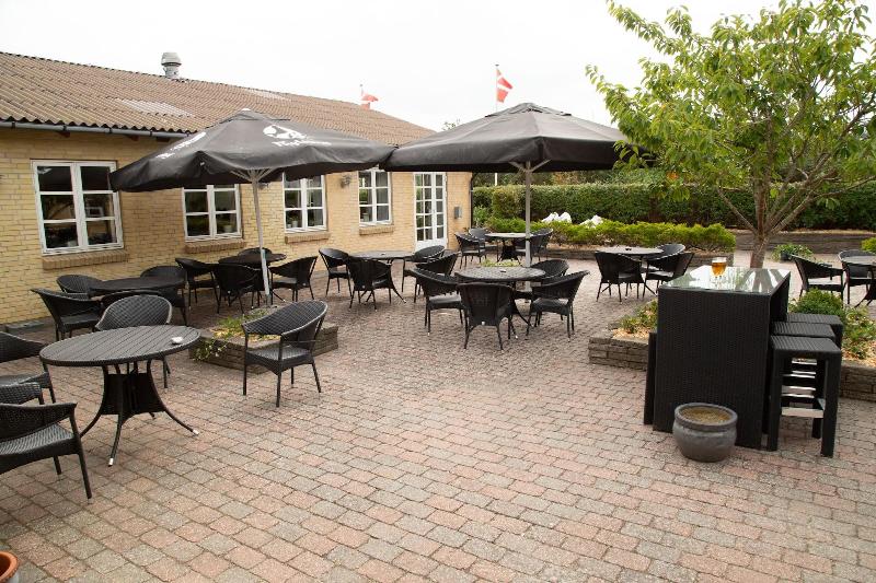 Ra Nnes Hotel image