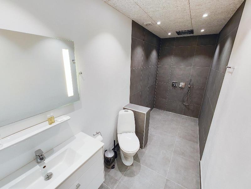 Ra Nnes Hotel image