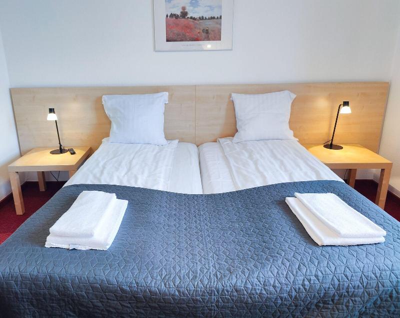 Ra Nnes Hotel image