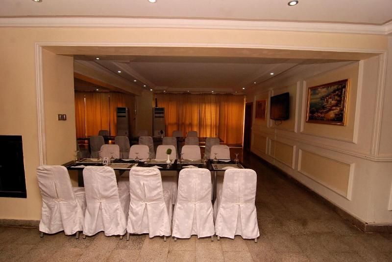 Stonehedge Hotel image
