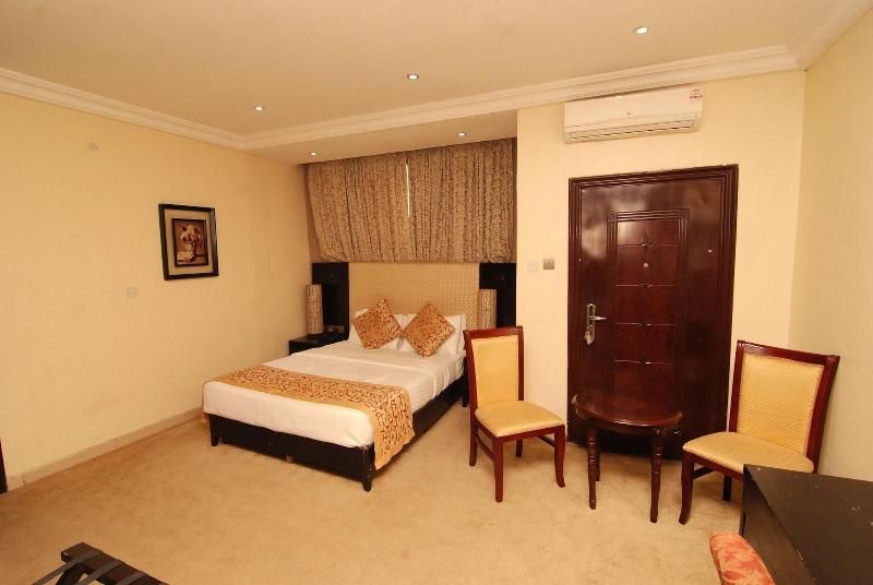 Stonehedge Hotel image