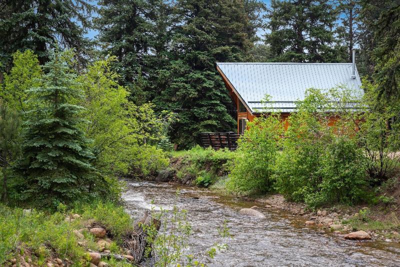 Ponderosa Lodge image