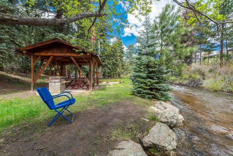 Ponderosa Lodge image