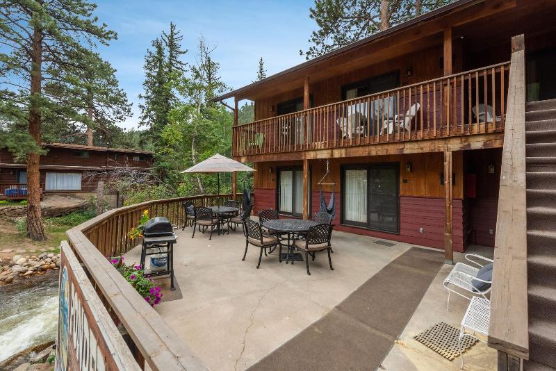 Ponderosa Lodge image