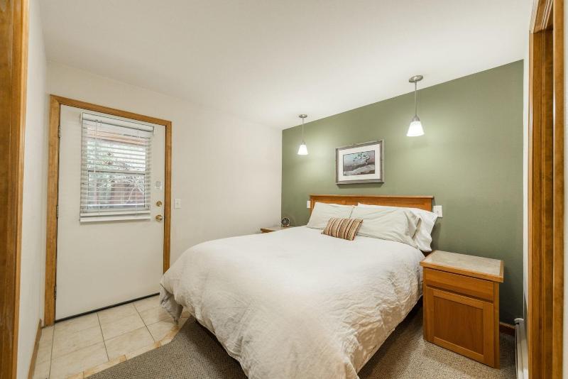 Ponderosa Lodge image
