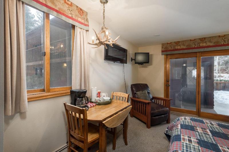 Ponderosa Lodge image
