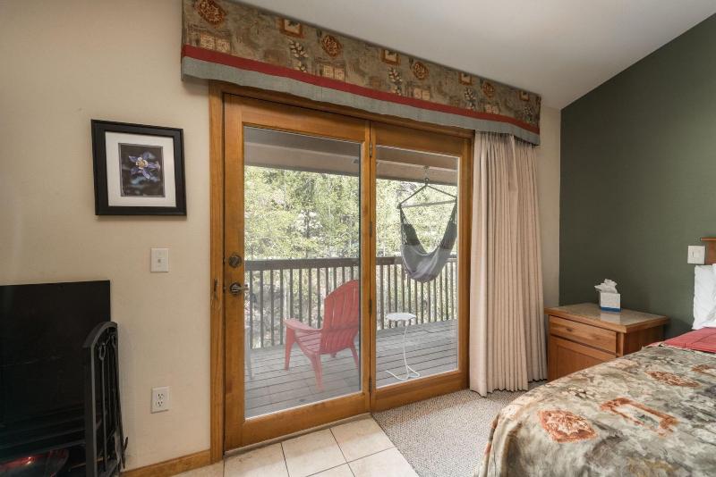 Ponderosa Lodge image