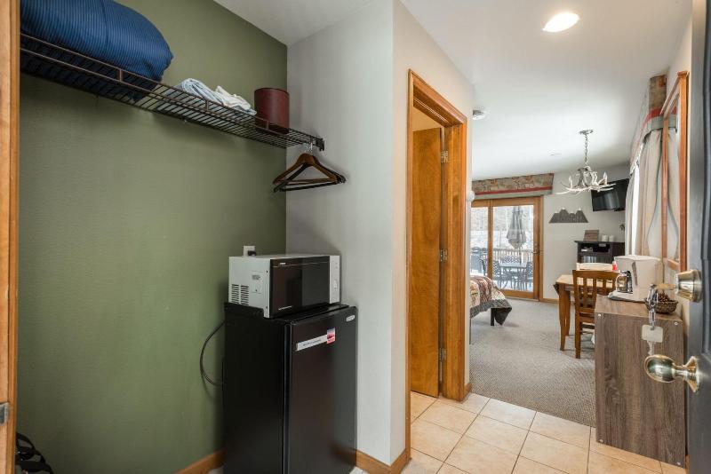 Ponderosa Lodge image