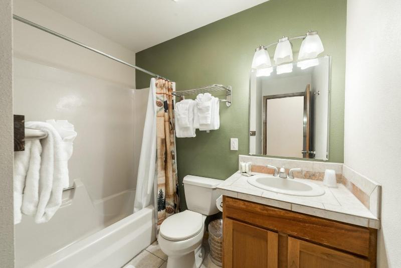 Ponderosa Lodge image