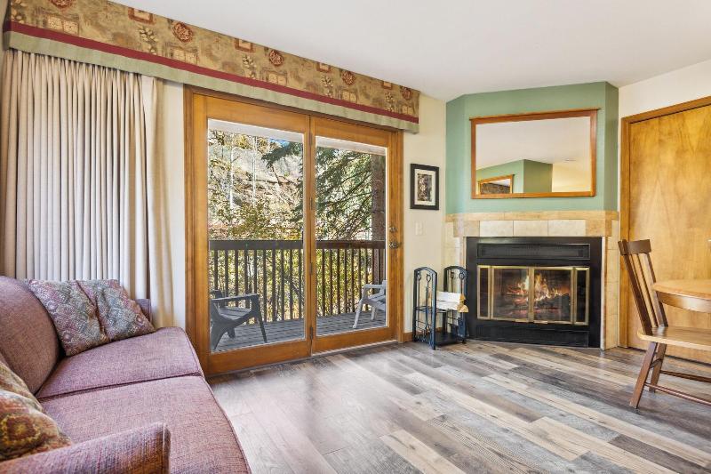 Ponderosa Lodge image