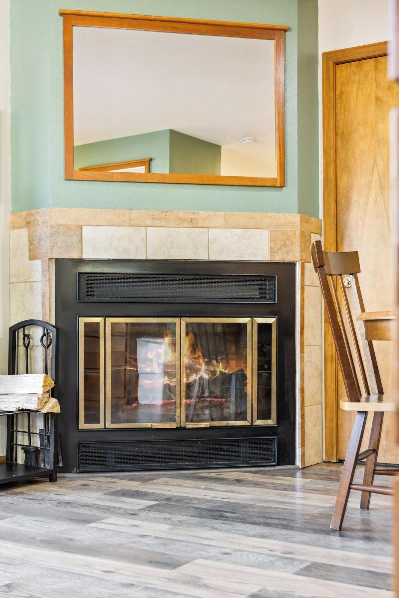 Ponderosa Lodge image
