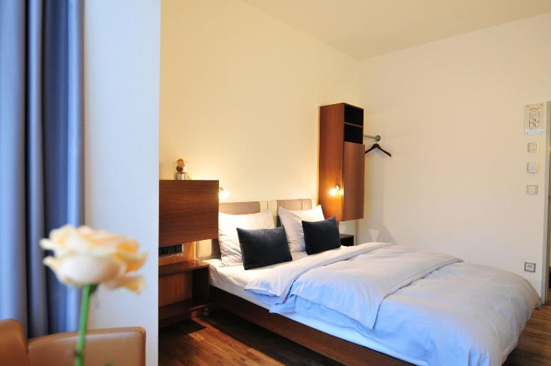 Lint Hotel image