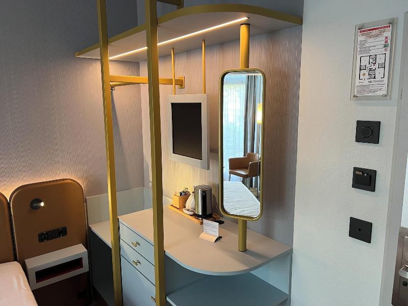 Lint Hotel image