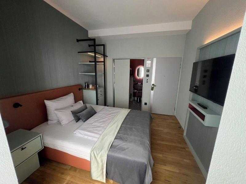 Lint Hotel image