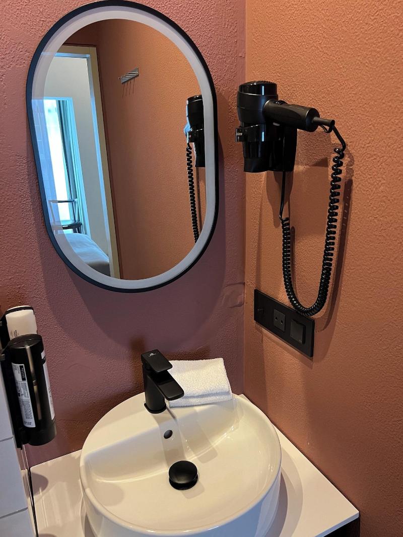 Lint Hotel image
