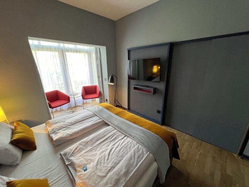 Lint Hotel image