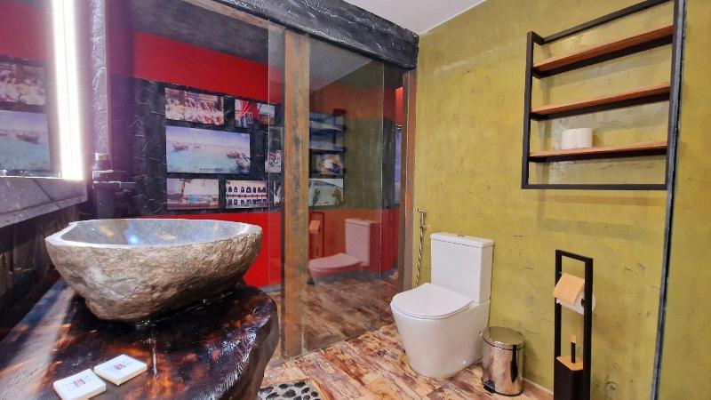 Ocean Suites image
