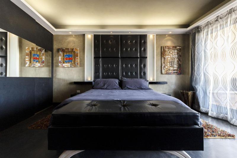 Ocean Suites image