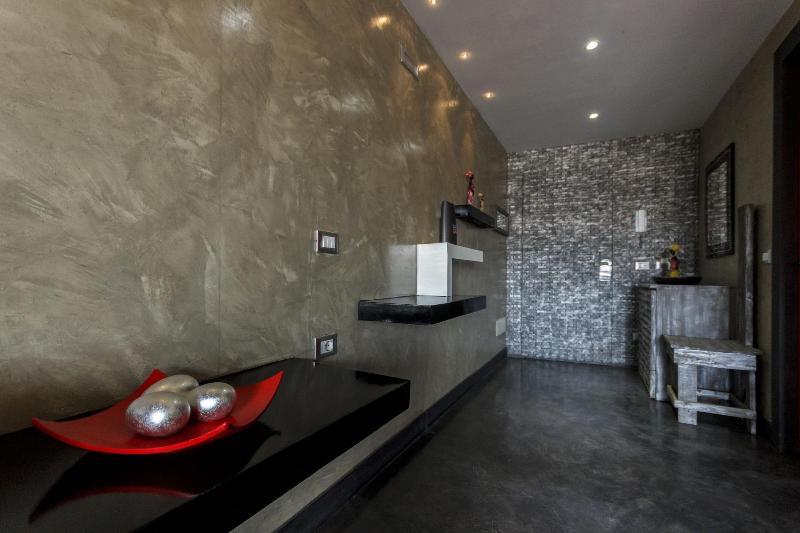 Ocean Suites image
