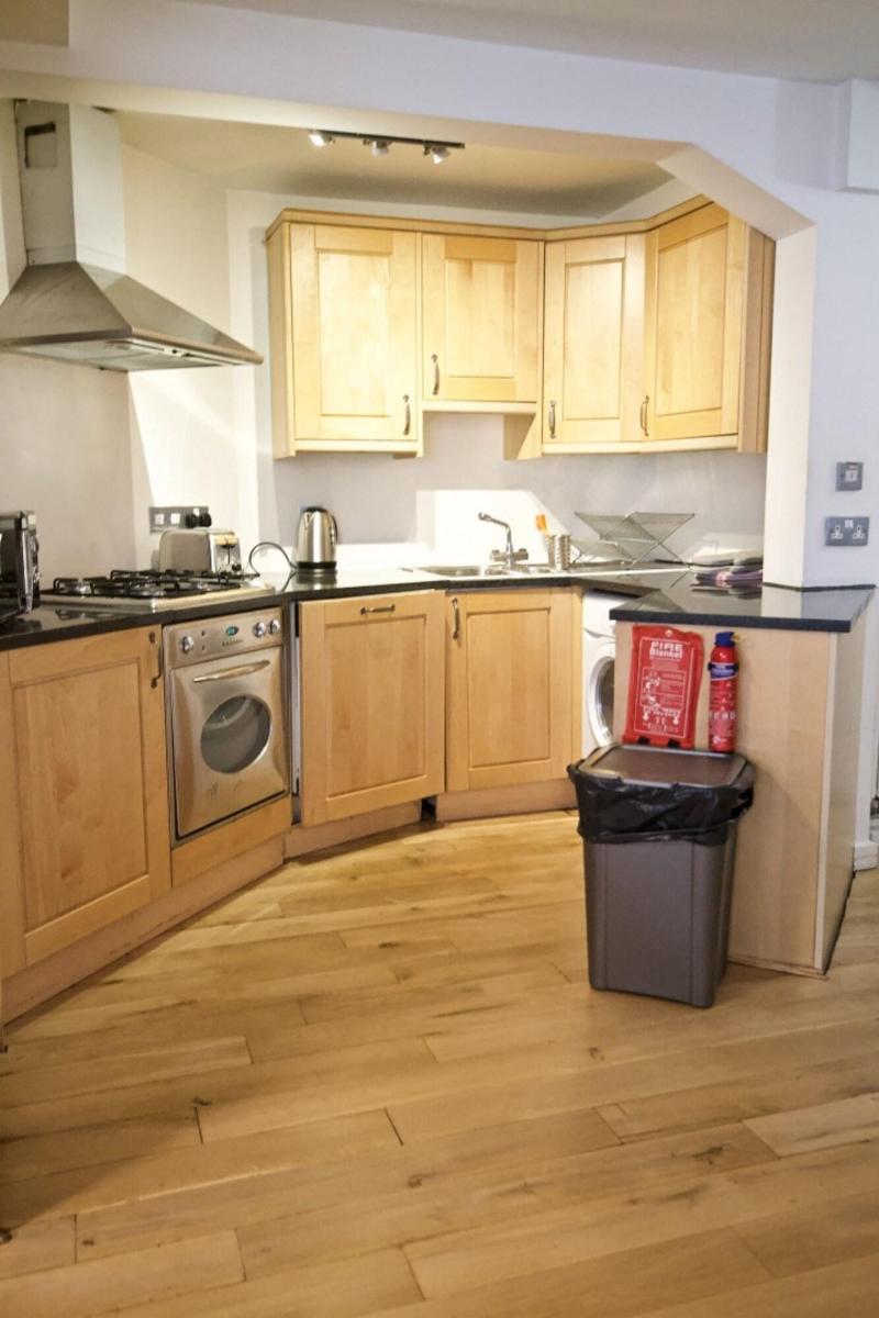 62 66 Farringdon By Condokeeper image