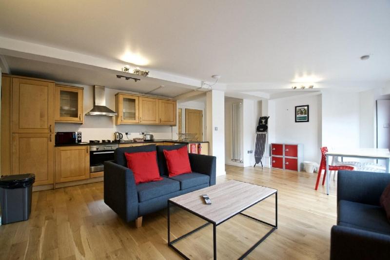 62 66 Farringdon By Condokeeper image
