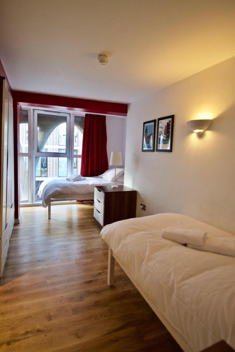 62 66 Farringdon By Condokeeper image