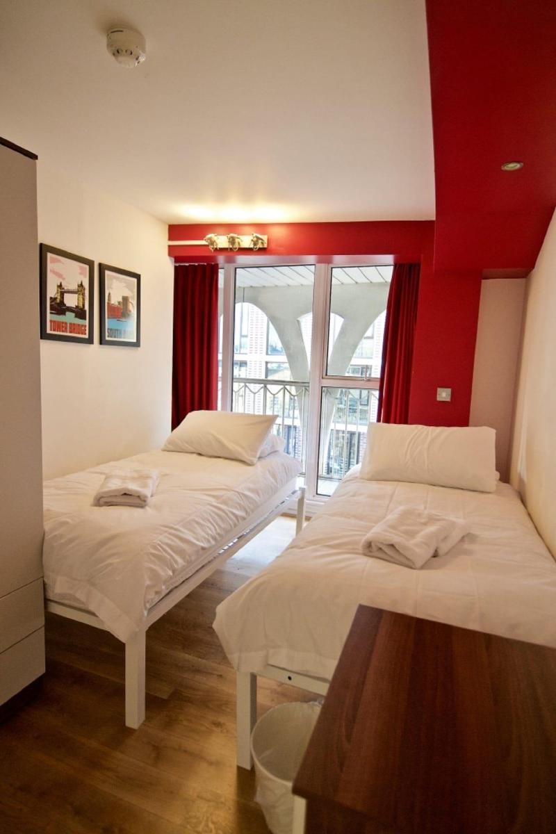 62 66 Farringdon By Condokeeper image