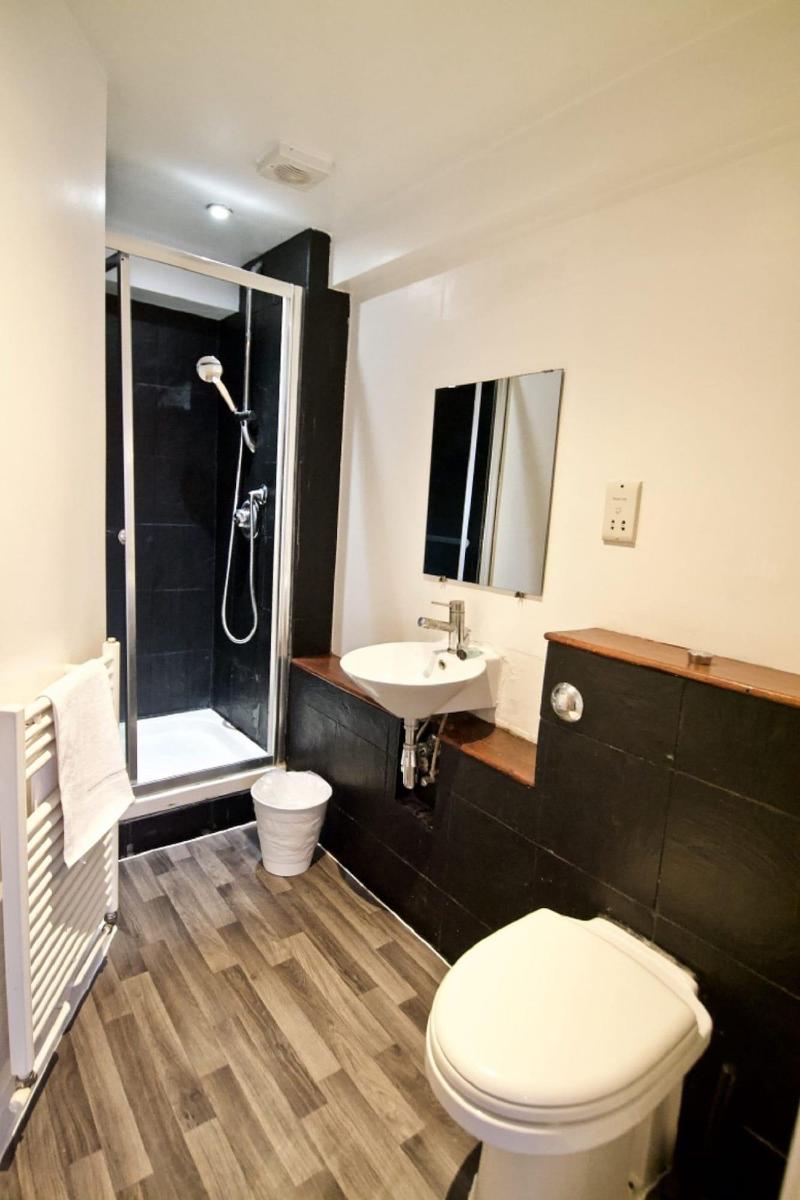 62 66 Farringdon By Condokeeper image