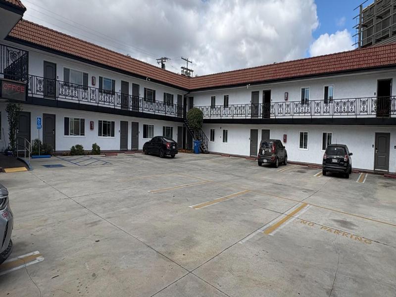 Stay Inn Motel image