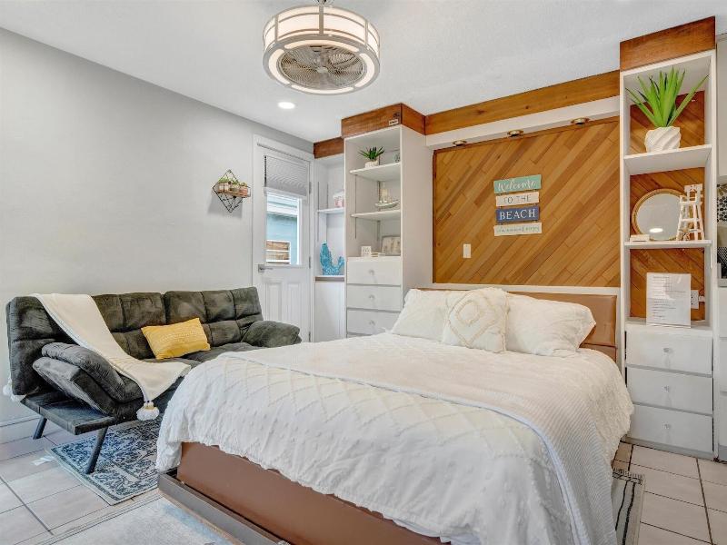 The Seashell Suites image