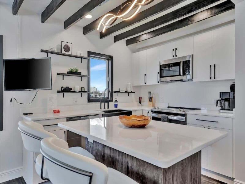 The Seashell Suites image