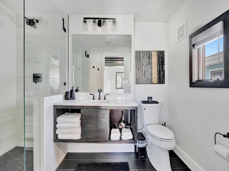 The Seashell Suites image