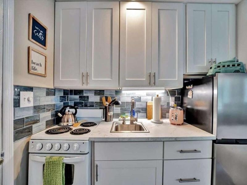 The Seashell Suites image