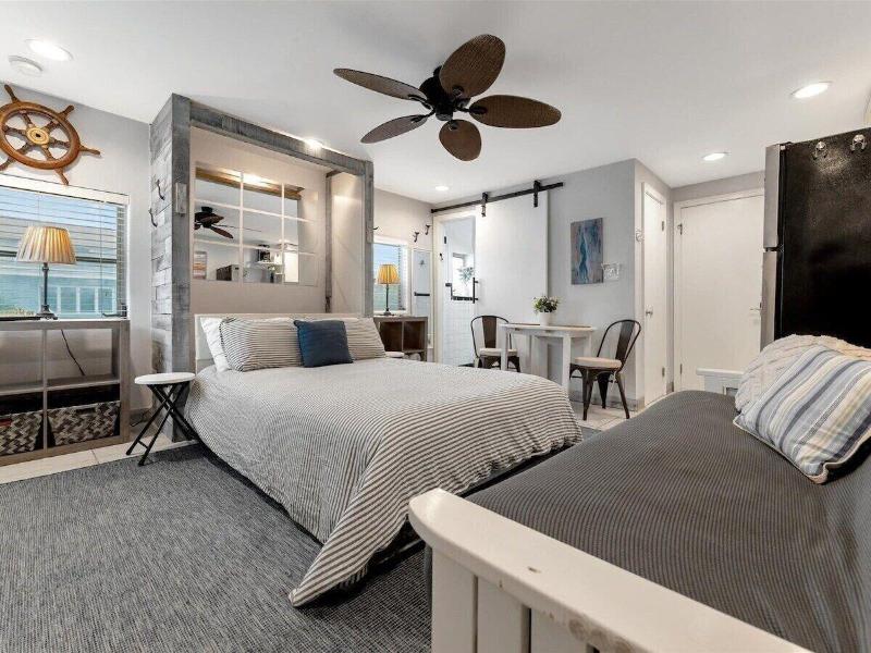 The Seashell Suites image