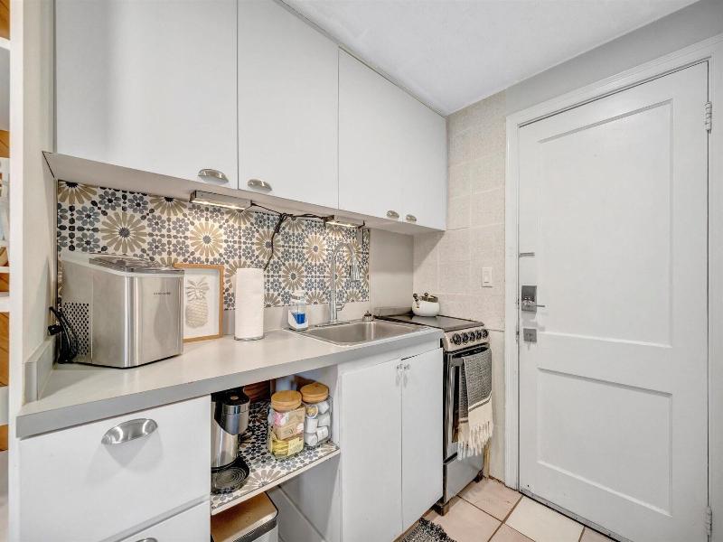 The Seashell Suites image