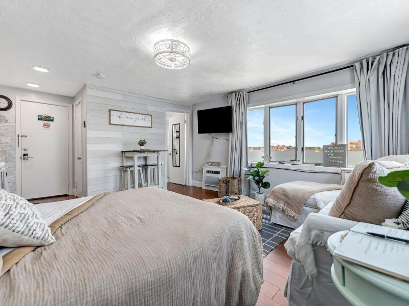 The Seashell Suites image