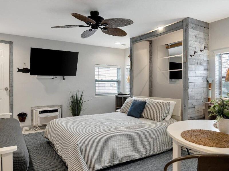 The Seashell Suites image