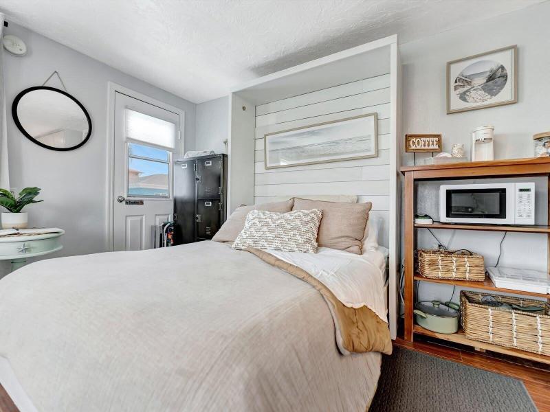 The Seashell Suites image
