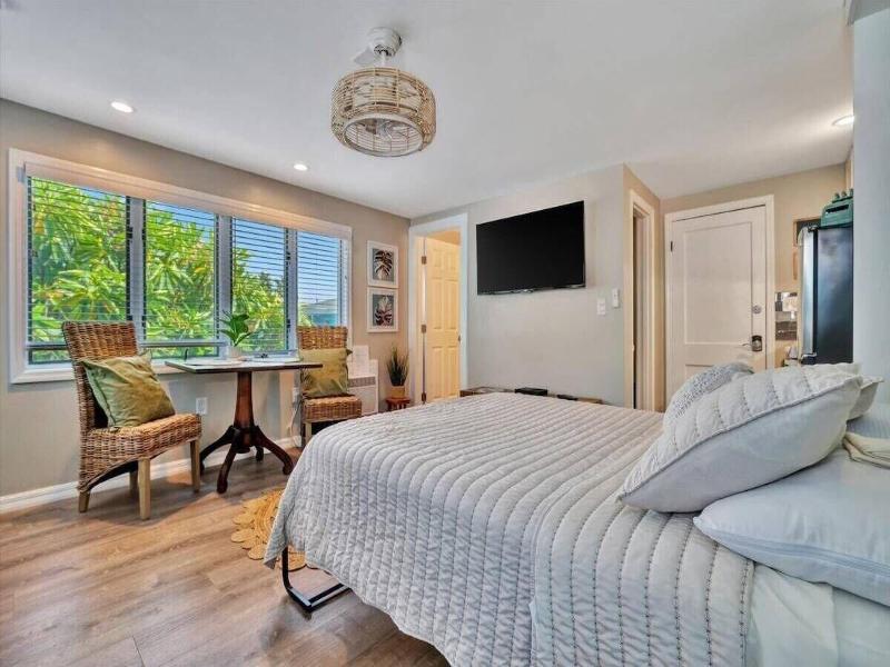 The Seashell Suites image